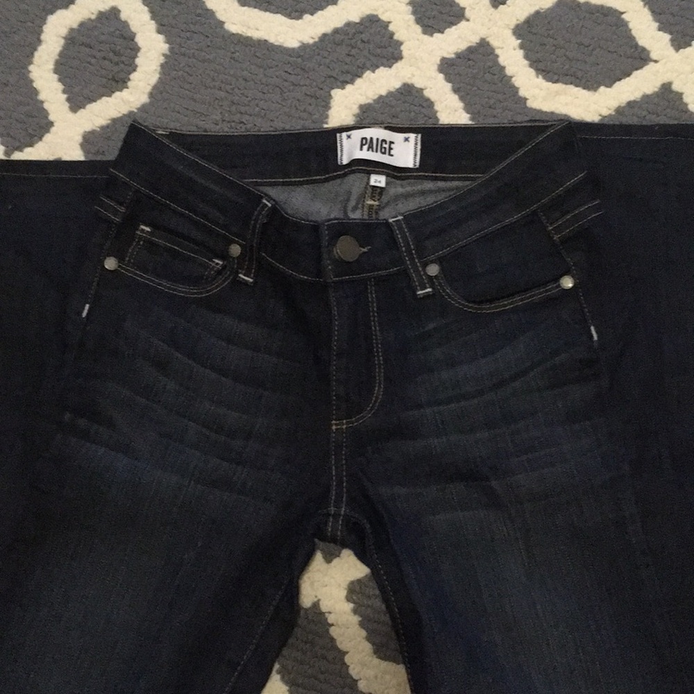 PAIGE Straight leg jeans - size 24